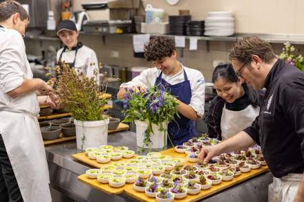 Restaurant Gastronomique Isère · La Maison Fantin Latour 